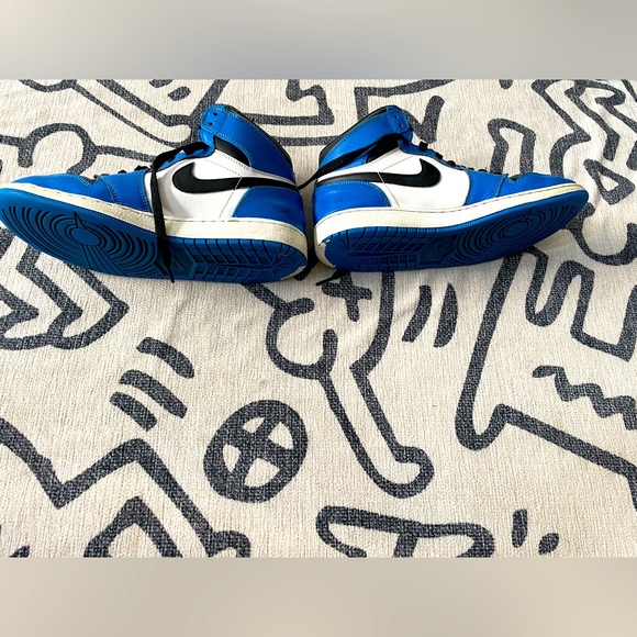 COPY - Air Jordan 1 - Picture 3 of 4